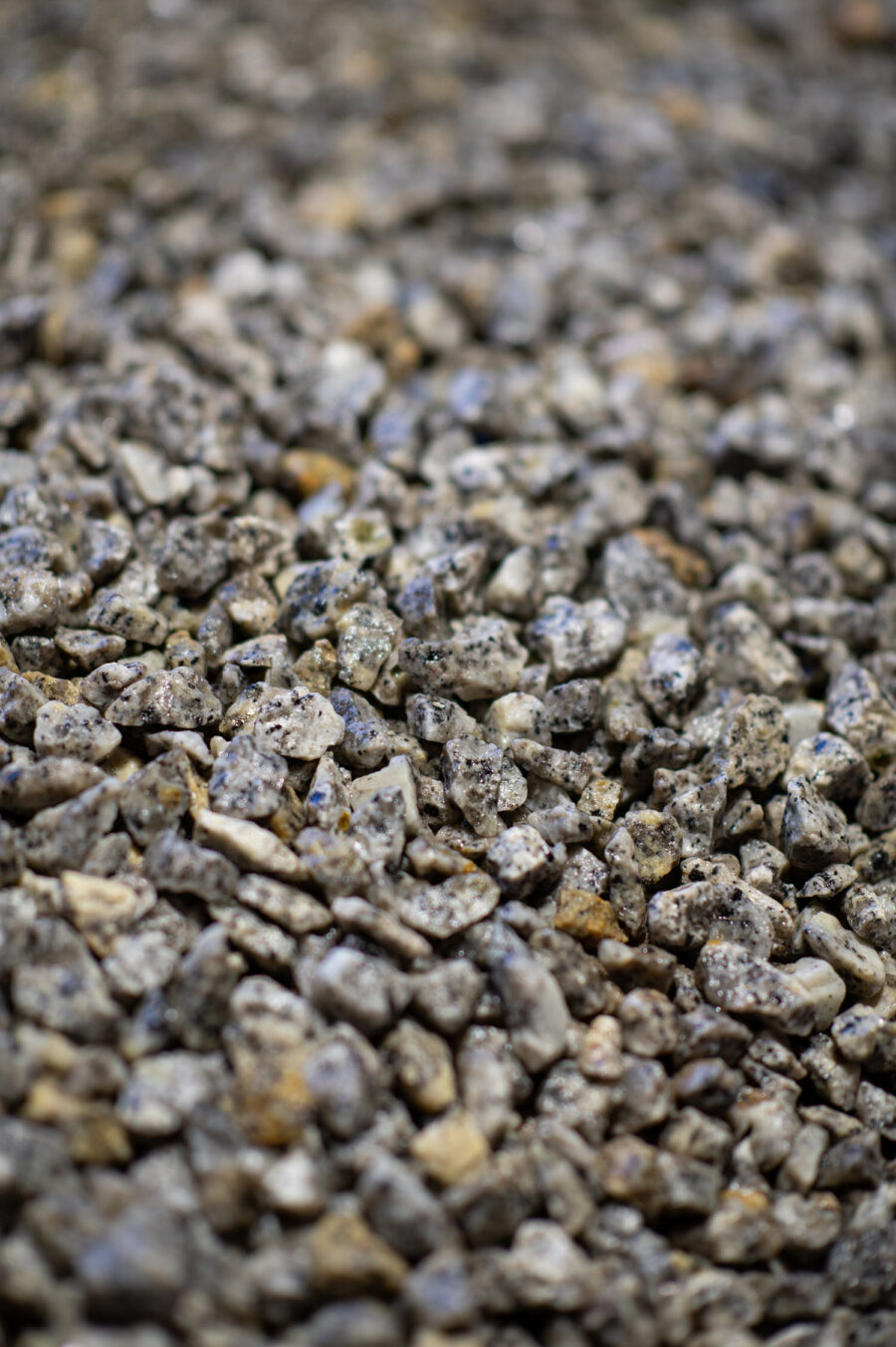 Buttrose 20mm Granite stones