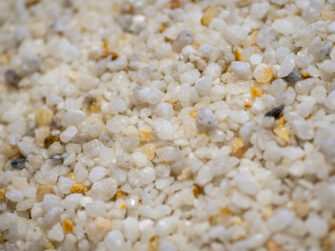 Buttrose white screening stones 10mm